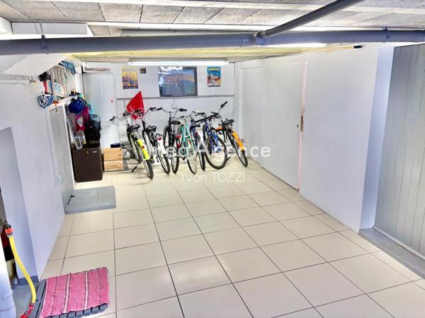 Maison à LES SABLES-D'OLONNE, 85100 - 12 pièces 279m²