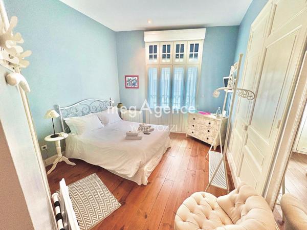 Maison à LES SABLES-D'OLONNE, 85100 - 12 pièces 279m²