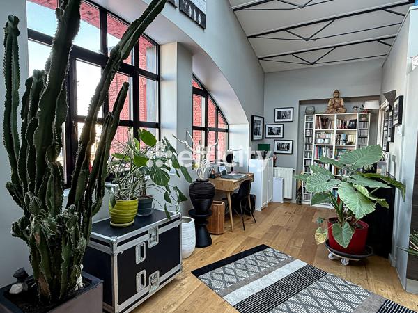 Loft 5 pièces - 144 m² Exclusivité efficity