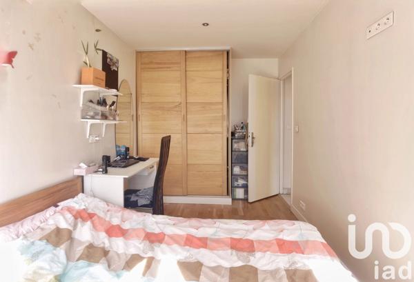 Appartement 4 pièces de 74 m² à Aubervilliers (93300)