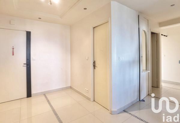 Appartement 4 pièces de 74 m² à Aubervilliers (93300)