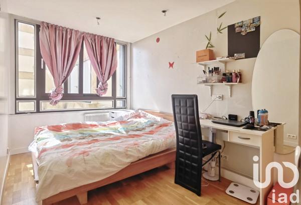 Appartement 4 pièces de 74 m² à Aubervilliers (93300)