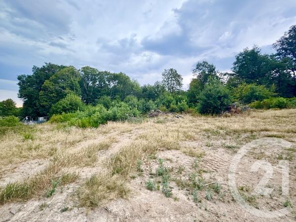 Terrain à vendre  1660 m 2   PEYRILHAC  - 87