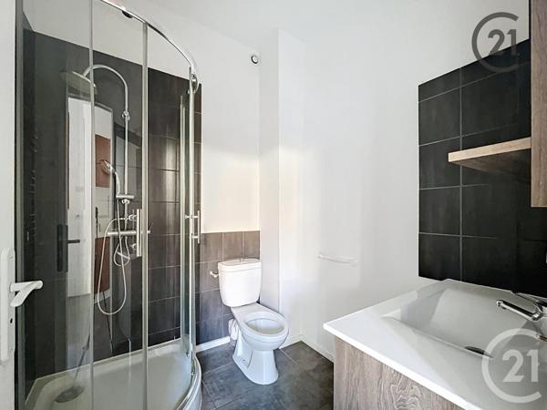 Immeuble à vendre  100 m2 SENS - 89