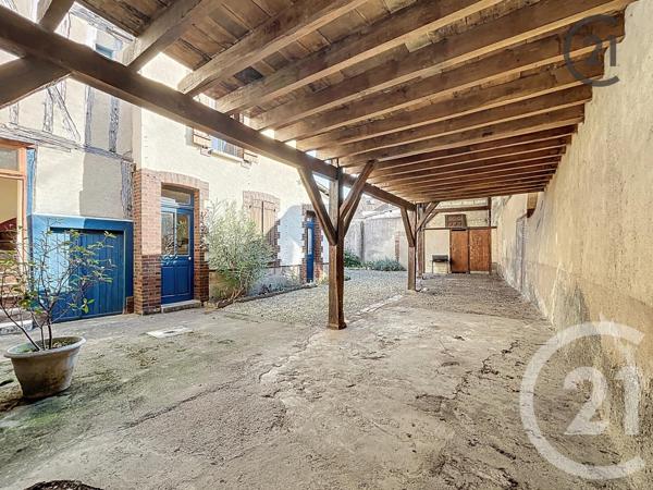 Immeuble à vendre  100 m2 SENS - 89