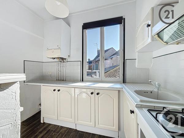 Immeuble à vendre  100 m2 SENS - 89