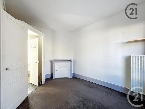 Immeuble à vendre  100 m2 SENS - 89