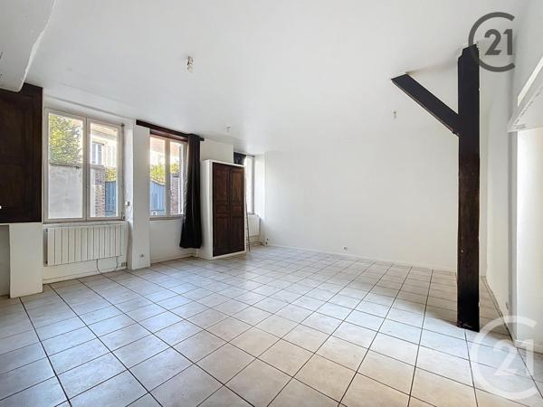 Immeuble à vendre  100 m2 SENS - 89