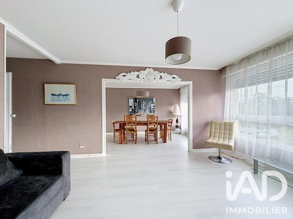 Appartement à vendre 5 pièces 104,77 m² Évry-Courcouronnes