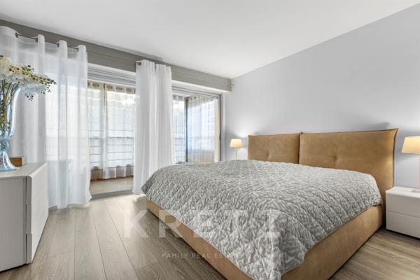 4 pièces, Vue mer, appartement dans le quartier La Mer-Le Puadon-Cannes Eden, à Vallauris