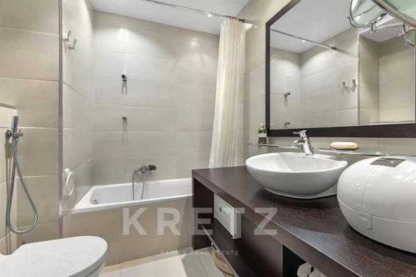 4 pièces, Vue mer, appartement dans le quartier La Mer-Le Puadon-Cannes Eden, à Vallauris