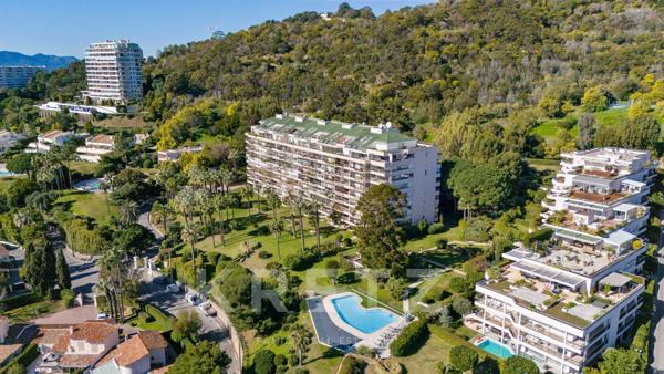 4 pièces, Vue mer, appartement dans le quartier La Mer-Le Puadon-Cannes Eden, à Vallauris