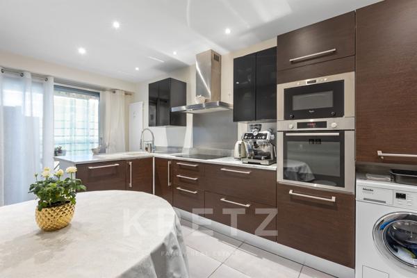 4 pièces, Vue mer, appartement dans le quartier La Mer-Le Puadon-Cannes Eden, à Vallauris