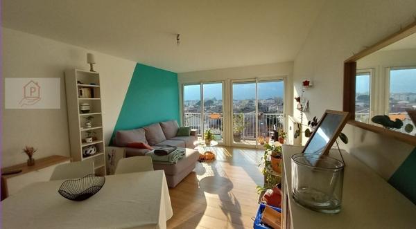 T3 de 66m² avec vue dégagée sur Crussol