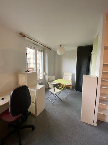 RENNES GARE : T1 meublé de 30m² Place de la gare