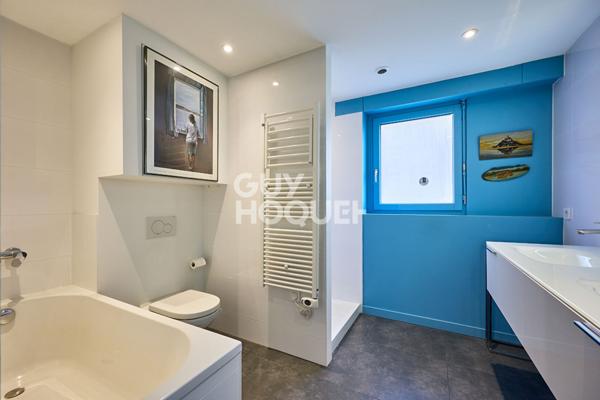 APPARTEMENT 3 PIECES DE PRESTIGE EN BORD DE MER - JARDIN PRIVATIF !