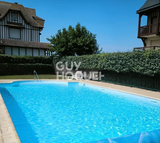 APPARTEMENT 3 PIECES DE PRESTIGE EN BORD DE MER - JARDIN PRIVATIF !