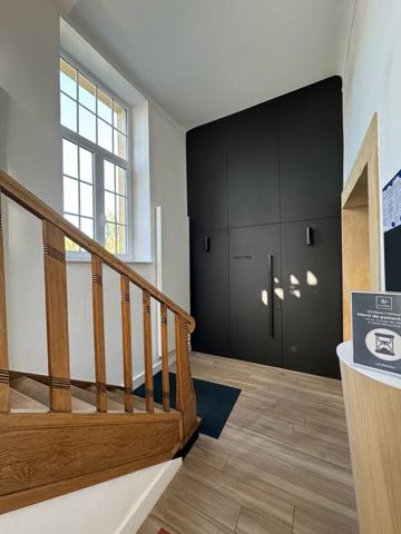 BUREAUX à LOUER de 921 m²