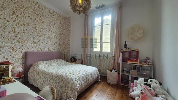 Maison 7 pièce(s) 5 chambre(s) 150 m²