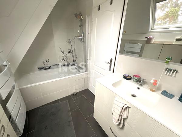 Maison 4 pièces de 88 m2 centre ville de Houilles
