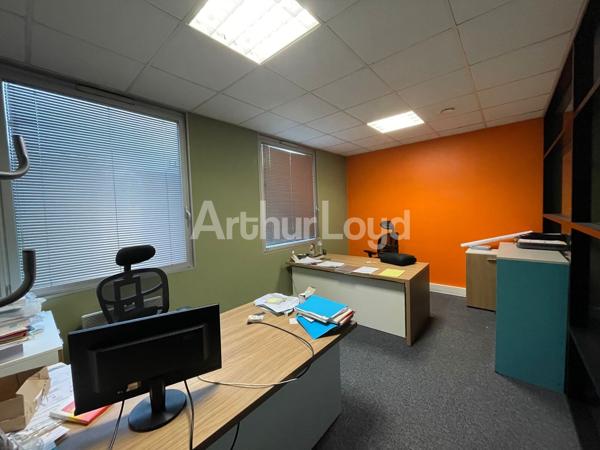 Bureaux à louer à Lambersart – Élégance, luminosité et emplacement stratégique