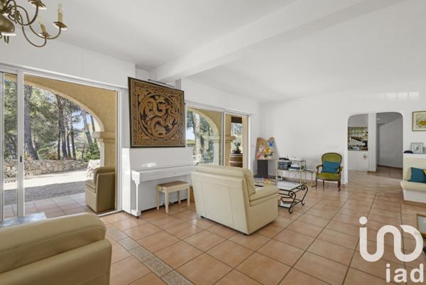 Maison à vendre 7 pièces 257 m² Ventabren