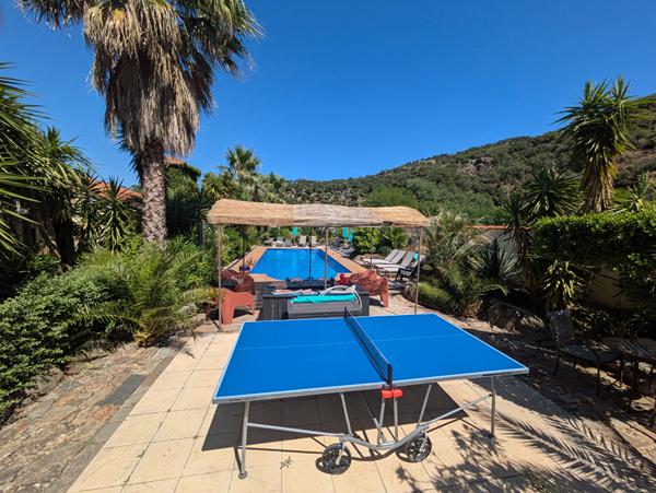 Domaine de gites en activite avec piscine a Sorede (66)