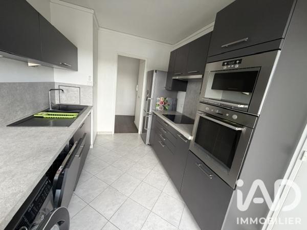 Appartement à vendre 3 pièces 64,76 m² Saint-Fargeau-Ponthierry