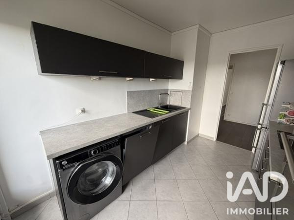Appartement à vendre 3 pièces 64,76 m² Saint-Fargeau-Ponthierry