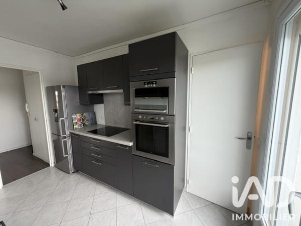 Appartement à vendre 3 pièces 64,76 m² Saint-Fargeau-Ponthierry