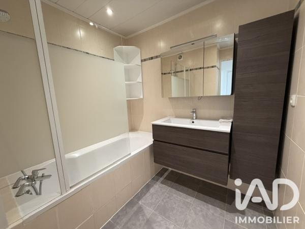 Appartement à vendre 3 pièces 64,76 m² Saint-Fargeau-Ponthierry