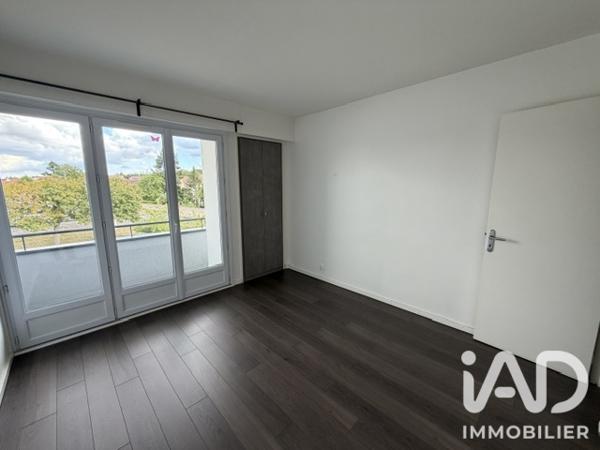 Appartement à vendre 3 pièces 64,76 m² Saint-Fargeau-Ponthierry