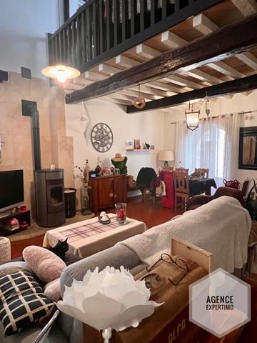 Courthézon (84350) Magnifique maison de village 165 m2 avec garage