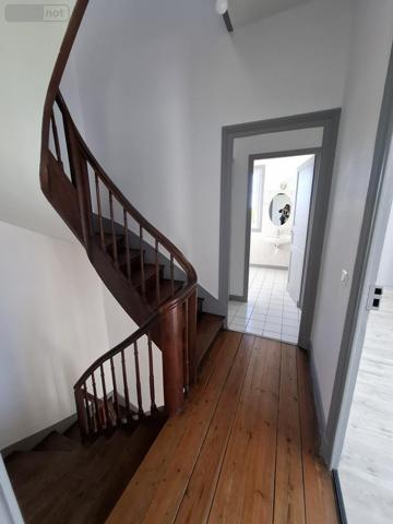 Maison à vendre à Saintes en Charente-Maritime (17100), ref : 17111-702