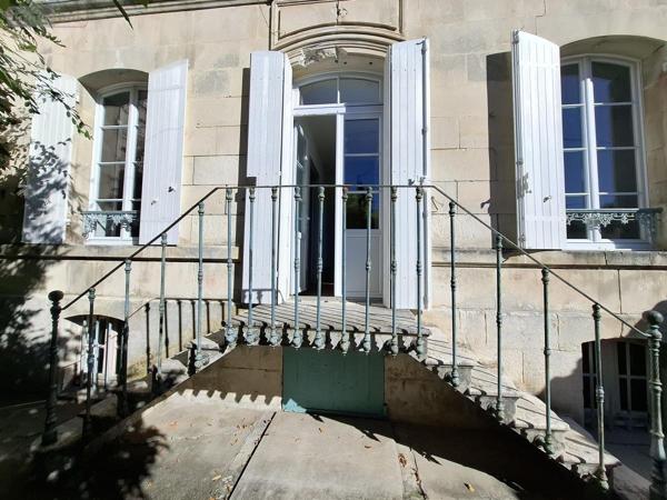 Maison à vendre à Saintes en Charente-Maritime (17100), ref : 17111-702