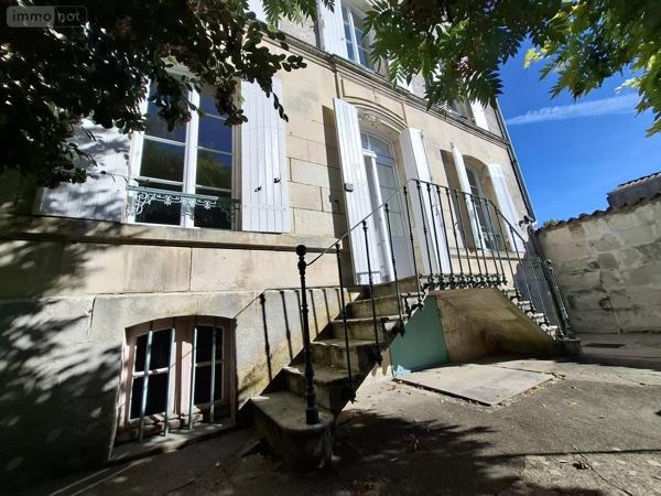 Maison à vendre à Saintes en Charente-Maritime (17100), ref : 17111-702