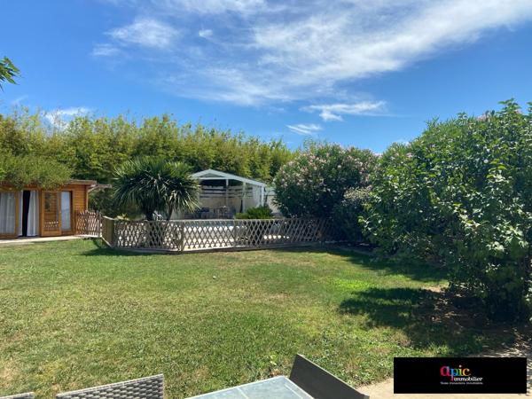 Villa plain pied 130 m² / 796 de jardin arboré avec piscine