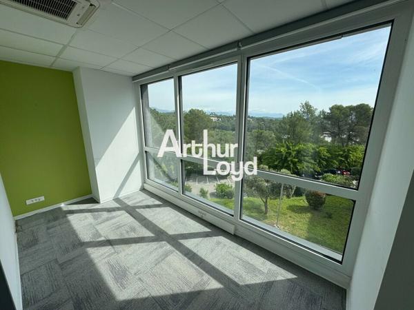 Bureaux Prime 1854 m² divisibles dès 411.9 m² à louer - Sophia Antipolis