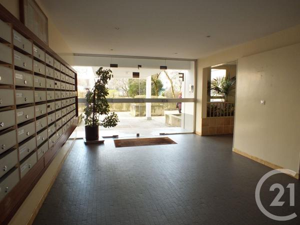 Appartement F3 à vendre  3 pièces - 72 m2 ASNIERES SUR SEINE - 92