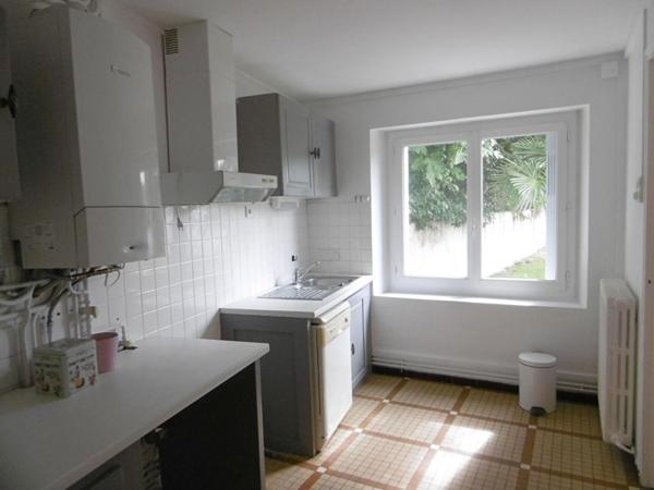 Maison  4 pièces  77 m2