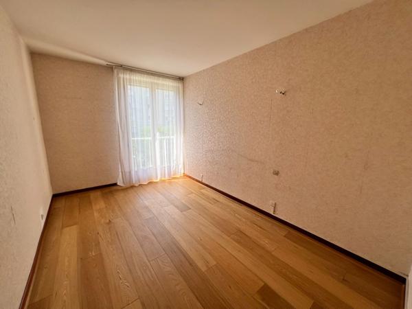 PAU Faculté / Cité Administrative - Appartement 5 pièce(s) 92 m2 avec balcon, garage et cave