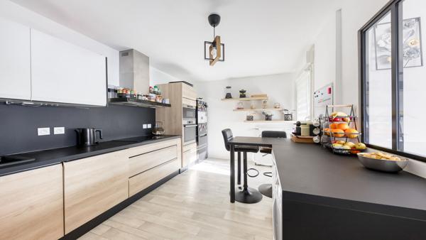 Appartement Roissy En Brie 4 pièce(s) 82.4 m2