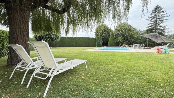 Saint-Pourçain-sur-Sioule (03500) Viager Libre Monsieur 85 ans - Maison avec terrain et piscine
