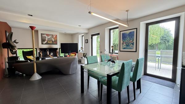 Saint-Pourçain-sur-Sioule (03500) Viager Libre Monsieur 85 ans - Maison avec terrain et piscine