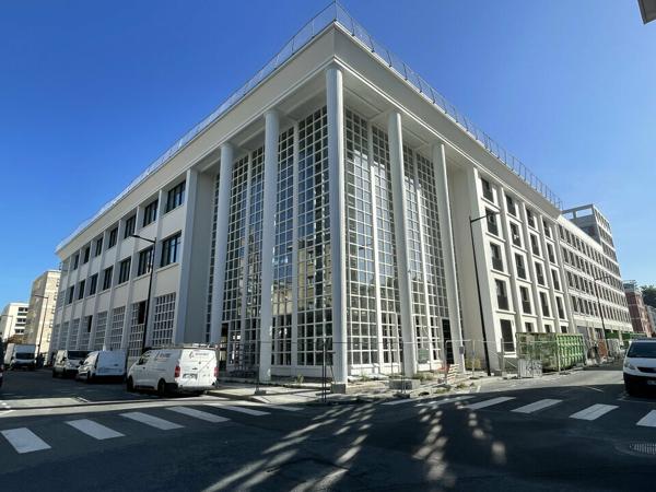 A VENDRE - LE HAVRE HYPER CENTRE - BUREAUX - 549 m2 DIVISIBLES - NEUF