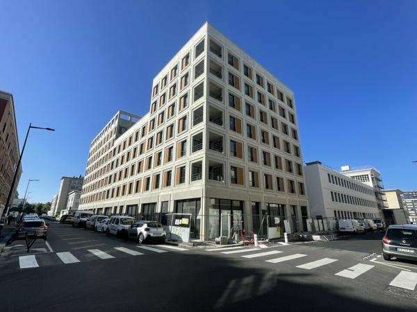 A VENDRE - LE HAVRE HYPER CENTRE - BUREAUX - 549 m2 DIVISIBLES - NEUF