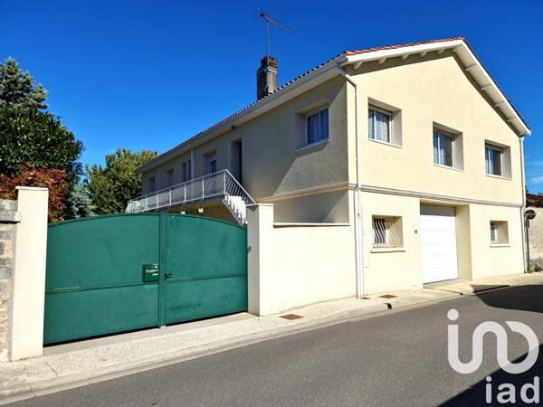 Maison à vendre 8 pièces 184 m² Jarnac