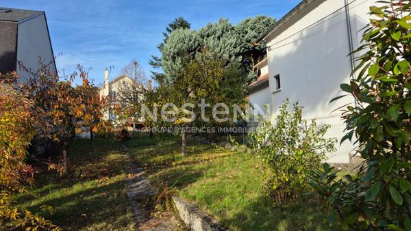 Nestenn Igny - Opportunité rare - Terrain viabilisé Palaiseau 390 m2 - Secteur de Lozère proche plateau de Saclay - Station RER B très proche - commerces et écoles à proximité.