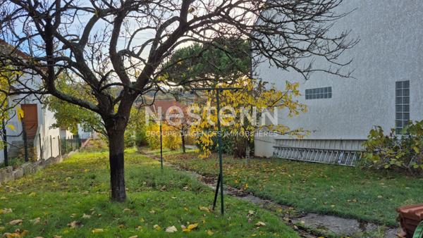 Nestenn Igny - Opportunité rare - Terrain viabilisé Palaiseau 390 m2 - Secteur de Lozère proche plateau de Saclay - Station RER B très proche - commerces et écoles à proximité.