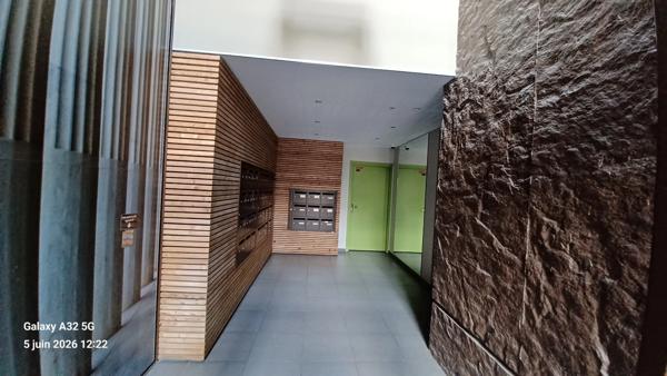 OVALIE:SPACIEUX DEUX PIECES AVEC SA TERRASSE ET SON PARKING EN SOUS SOL POUR PRIMO-ACCEDANTS, INVESTISSEURS